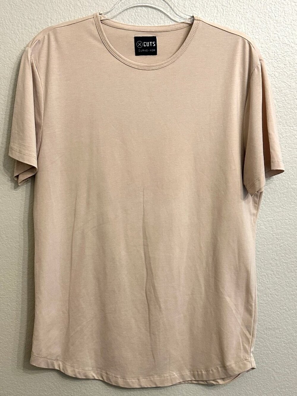 Men's Cuts Clothing Short Sleeve Curved Hem Tee
